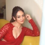 Sandeepa Dhar Instagram – When red riding hood took the desi route 💋
.
#ootd #indianwear #saree #love #weddings