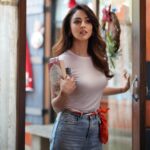 Sandeepa Dhar Instagram - No one sees what you see Even if they see it too. . #fortyrulesoflove