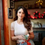 Sandeepa Dhar Instagram - "Fall in love. Maybe it doesn't have to be with someone. Fall in love with music, art, dancing in the dark, car rides at 1am, the glistening of the stars, the colors of the sun as it rises, the smell of flowers, the feeling of adrenaline that takes over your whole body and suffocates your lungs with joy, good friends who bring out your best, silence, noise, fall in love with the little things that make you feel most alive and find purpose. Fall in love with life." New year, New beginnings ! Cheers to the new year. ❤️🎉 #happynewyear