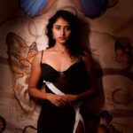 Sangeetha Sringeri Instagram - 'Don't be afraid, Change is such a beautiful thing' said the Butterfly 🦋 Outfit by the amazing @laxmikrishnaofficial Location @butterfly_blr Photography by @triganshu_agrawal @vageeshkanth Lovely edit , Thanks a lot @henryroyzach @henryroyzachariah Hairstyled by @iam__suchi 🥰 Assisted by @sharathshreesha