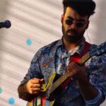 Sanjeeta Bhattacharya Instagram - Damn it’s giving “😩” quite literally. Lots of दर्द and love on a sunny afternoon by the lake at Udaipur World Music Fest with my beaut frens. Big love to @seherindia Shot by @wanderingakshat Wearing @ofridatribe Udaipur, Rajasthan