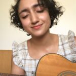 Sanjeeta Bhattacharya Instagram - It’s a good day to fall in love all over again, no? Singing the first song I heard this morning. Chan Kithan by @alisethiofficial 💛 #chankithan #alisethi #cover