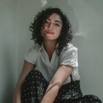 Sanjeeta Bhattacharya Instagram - Throwing back to a beautiful day with polka dot dungeries, sunlight and the longer hair that I miss! ☀️ 📸: @storiesbysumit 🙌🏻