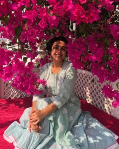 Sanjeeta Bhattacharya Instagram - Bougainvillea in bloom is a good reason to be smiling like that, no? So many reasons to be grateful today. Hihi. ☀️ Udaipur - The City of Lakes