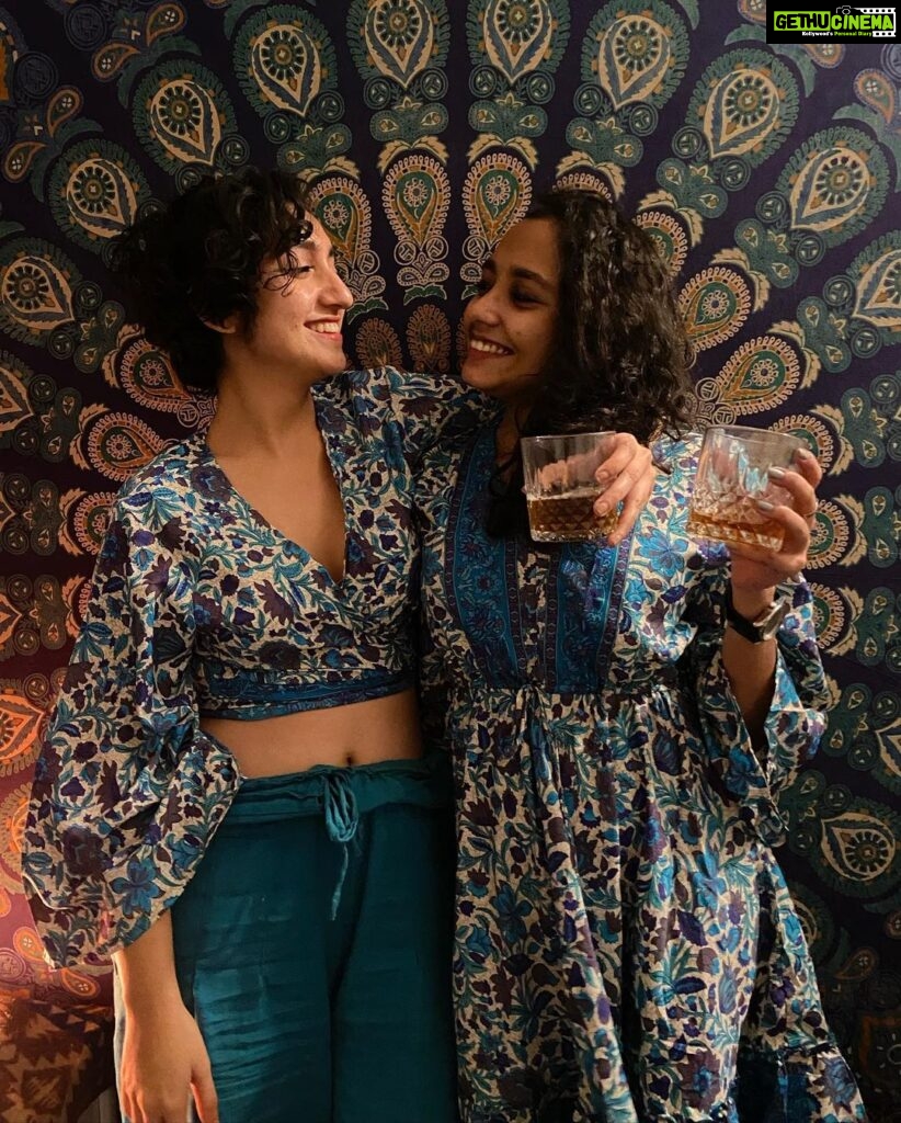Sanjeeta Bhattacharya Instagram - From getting lost together in woods, endless cups of tea and sattu, our “salsa lessons” and “yoga sessions”, scooty rides around the streets of Shantiniketan to her teaching me how to read Bangla, we’ve shared the most beautiful, the funniest memories growing up. Celebrating our sisterhood in matching fits from Udaipur with a glass of fine cognac courtesy @hennessy and @svamidrinks - the combo slaps and how! 🥃 Impromptu plans are the absolute best, can you tell? ❤️ @ishanjadwani lent us his aesthetic af room hihi. Mumbai, Maharashtra