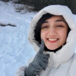 Sanjeeta Bhattacharya Instagram – To be warm when it’s cold out in the valley 🤍 Kashmir