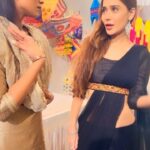 Sara Khan Instagram - 😅😅😅😅😅😅 #sarakhan #aditibhagat #bts #spybahu