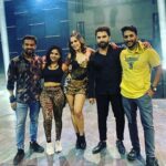 Sathish Krishnan Instagram - Team Oh dollar pilllagaa #daskadhamki hugs 🤗 I @vishwaksens @pranati_rai_prakash @george_dop @gokulsheperdz @vaidehi_amarnath