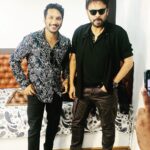 Sathish Krishnan Instagram – Wow wonderful day . #victoryvenkatesh sir . #choreographerlife