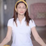 Saumya Tandon Instagram - Many failed attempts to meditate , but I will get there one day. Anyone like me? Share your experience. #meditation #trying #todo #saumyatandon #trendingreels #indiareels