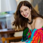 Saumya Tandon Instagram – Have a colourful weekend! 

#saumyatandon #weekend