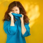 Saumya Tandon Instagram - Love wearing sweaters. Always missed it in mumbai. Last two days were sweater days in mumbai enjoying it. #winterlove #saumyatandon