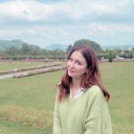 Saumya Tandon Instagram - In my trip to #kashmir I have discovered the authentic taste of Jammu & Kashmir with Lifegold Rice by KK Group . The rice quality is so good , it actually enhances the flavours and aroma of the Kashmiri delicacies. #lifegold #jammukashmirrice #saumyatandon #taste #foryou #foodlover #instagood # trendalert #rice #love # tastyfood #yumm #LifegoldRice #FoodieFinds #TasteofJandK #KKGroupQuality #SaumyaTandonCollab #saumyatandon Srinagar, Jammu and Kashmir