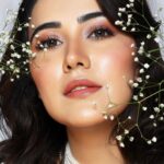 Sheena Bajaj Instagram - Book your shoots with us!🌟 @riyabajaj_photography