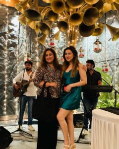 Sheena Bajaj Instagram - At the launch of the much awaited show “vanshaj” on @sonysab 
Watch the show every night at 10pm…❤️ 
@mesmahirising @sktorigins @rahultewary @gireesh_sahdev @swastikproductions @vanshaj.officials