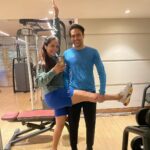 Shikha Singh Instagram - When you hit the gym after 6 months wearing your husbands clothes ❤️ Out on a trip. It’s US time baby 😘 #us #baby #partner #husband #couple #partnerincrime #lover #lovers #fit #fitness #motivation #grateful #blessed #instagood #insta #instadaily #love #live #laugh #travel