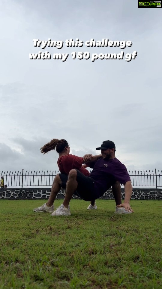 Shivani Jha Instagram - Last tak dekhna @bee_vani_ mast gire hum #instagram #trending #couplechallenge #explore #leevani #shivanijha #leeneshmattoo