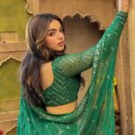 Shivani Jha Instagram - POV: the feminine urge to be “that girl” Indian Shayars talk about Styled by @tripzarora for #bhagyalakshmi #soniyaoberoi @zeetv #shivanijha #ootd #indian #outfitoftheday #green #instagram #desiaesthetic