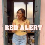 Shivani Jha Instagram – 🚨 

#shivanijha #luckyboy #trending #explore #viral #trendingsound #transition #red
