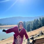 Shivani Jha Instagram - Ghirte padhte 200k ho hi gaye❤️ Sending virtual hugs 🦋 #shivanijha #beevani