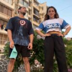 Shivani Jha Instagram - Movie k naam btao guys @bee_vani_ #instagram #trending #viral #couplechallenge #sittingdancechallenge #leevani #shivanijha #leeneshmattoo