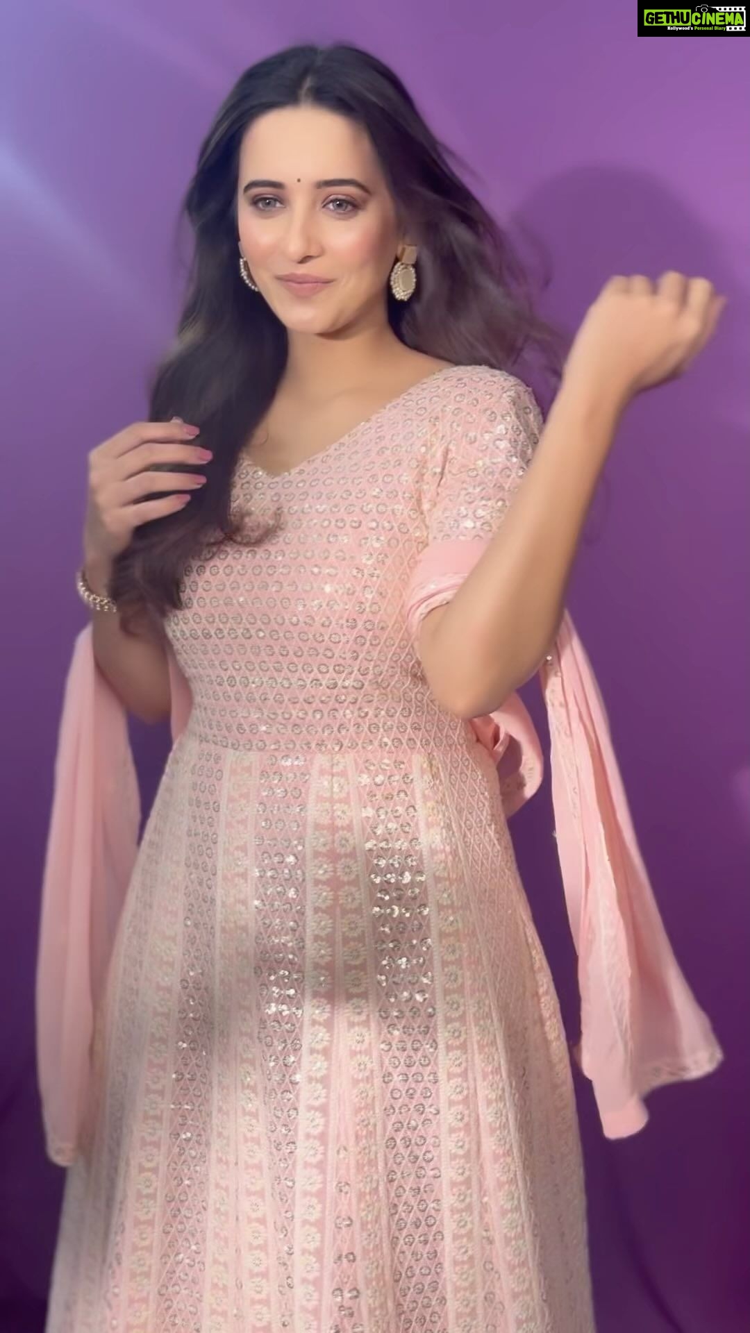 Shivani Surve Instagram - I am unapologetically myself 💗💗