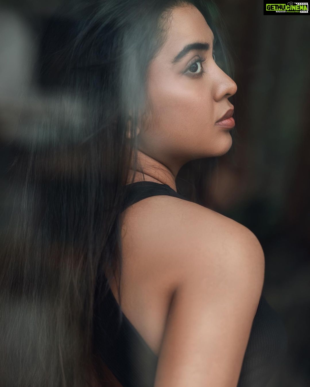 Shivathmika Rajashekar Instagram - 🤍✨