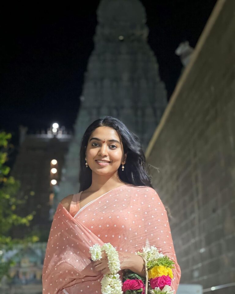 Shivathmika Rajashekar Instagram - ✨ Tiruvannamalai