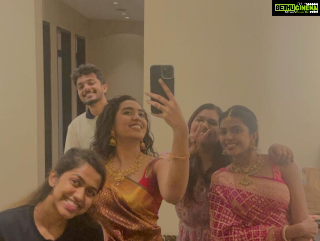 Shivathmika Rajashekar Instagram - Just a bunch of random happy happies ♥️