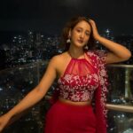 Shivya Pathania Instagram - Just the way how Love makes someone so flawed to be Beautiful is it’s power… 🥰❤️