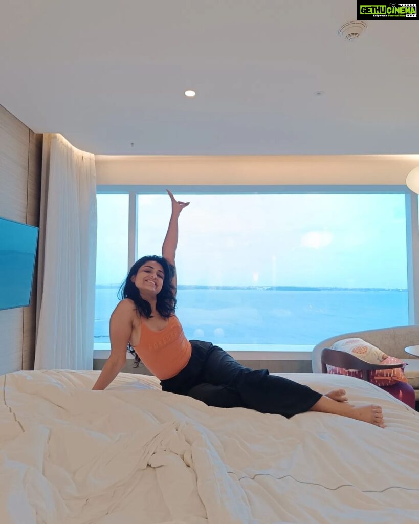 Shritama Mukherjee Instagram - This view has my heart 🧡 #hotelroomview #goadiaries #holidaystyle #travelphotography #travelgram #traveldiaries #hotelroom #seaview #tajhotels #lifeisbeautiful #instamoment Taj Resort & Convention Centre, Goa
