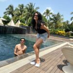 Shritama Mukherjee Instagram – Sun, water, and good vibes – that’s all I need. 🧡 Planet Hollywood Beach Resort Goa