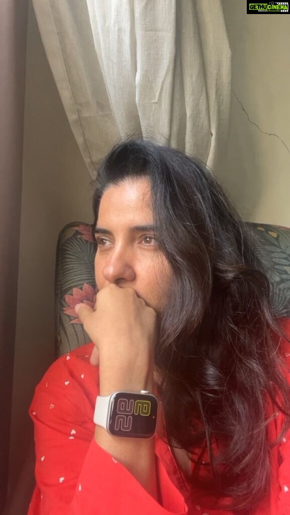 Shruti Seth Instagram - Je m’appelle, Shruti! Shruti (Sanskrit: श्रुति, IAST: Śruti, IPA: [ɕrʊtɪ]) in Sanskrit means “that which is heard” and refers to the body of most authoritative, ancient religious texts comprising the central canon of Hinduism : The Vedas. And in music; The shruti or śruti [ɕrʊtɪ] is the smallest interval of pitch that the human ear can detect and a singer or musical instrument can produce. Via @wikipedia #name #reels #trending #trendingreels #shruphotodiary