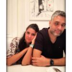 Shruti Seth Instagram – Caption this! 

📸by Baby A 

#parents #couple #shruphotodiary