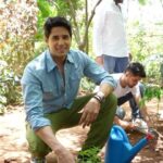 Sidharth Malhotra Instagram - The collective responsibility is #NotMineButOurs 🌱🌍 Today, the team & I planted trees in the vicinity. It is our collective responsibility to help save the planet and ensure we leave a happy and thriving planet for the future generations. Join us in celebrating World Environment Day by planting trees and embracing a sustainable lifestyle. Let’s show our planet some love! Here is to getting our hands dirty for Mother Earth! 💚🌳 #WorldEnvironmentDay