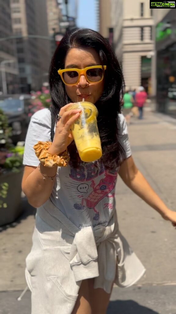 Simple Kaul Instagram - Roaming around the streets of New York & shopping and hopping on hop on hop off bus , watching broadways & loitering around in the evenings has been soooo much fun 🤩 #newyotkcity #newyork #love #travel #instatravel #travelgram #traveler #travelling #traveldiaries #holiday New York, city