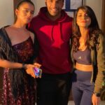 Simple Kaul Instagram - Happy birthday My dear friend !! You always make the frame look better & hotter 😀Thanku for your never ending support & friendship . You motivate all of us to always up our game & do better . Waiting to work with u again @shaalien_malhotra 💃 Cause working with u is fun 🤩 Come back soon and we will celebrate your birthday 🥳