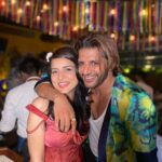 Simple Kaul Instagram - What a fab fab Portuguese carnival organised my friend @saraarfeenkhan & her team at @1bhkvashi yesterday !! It was so much funnnnn 🍻🍾🤩 Thanku @ahummingway @ahummingwayatelier for your lovely outfit 🍻 1BHK VASHI