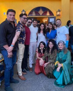 Simple Kaul Instagram - What a fab fab Portuguese carnival  organised my friend @saraarfeenkhan & her team  at @1bhkvashi yesterday !! It was so much funnnnn 🍻🍾🤩
Thanku @ahummingway @ahummingwayatelier for your lovely outfit 🍻