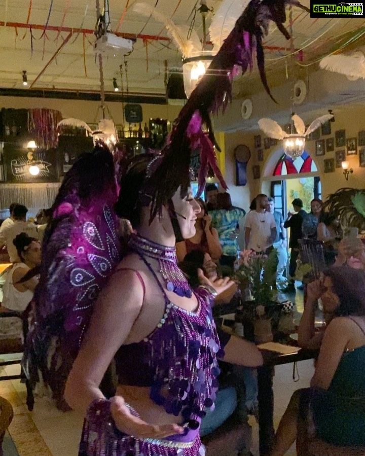 Simple Kaul - 8.5K Likes - What a fab fab Portuguese carnival organised my friend @saraarfeenkhan & her team at @1bhkvashi yesterday !! It was so much funnnnn 🍻🍾🤩
Thanku @ahummingway @ahummingwayatelier for your lovely outfit 🍻