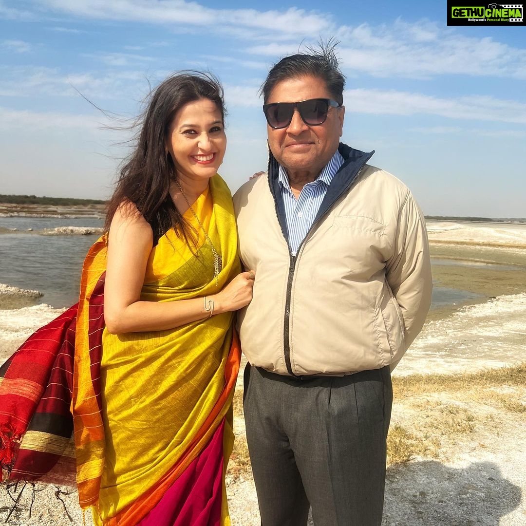 Smita Bansal Instagram - Dear Papa, You are my strength,my confidence. I fear nothing cause I know you always have my back. You are my forever Hero. My angel,I love you. #happyfathersday @rtn.skbansal #fathersday #fatherdaughter #gratitude #love