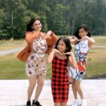 Smita Bansal Instagram - Don’t forget to smile today. #smile #happy #smilemore #musumusuhasi #forever #mummasbabygirls #anaagha #stana #sisters #instagood #instahappy #goodvibes #love #baltimore @stashamohla
