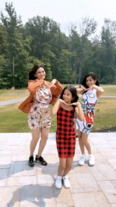Smita Bansal Instagram - Don’t forget to smile today. #smile #happy #smilemore #musumusuhasi #forever #mummasbabygirls #anaagha #stana #sisters #instagood #instahappy #goodvibes #love #baltimore @stashamohla