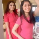 Smita Bansal Instagram – Us, when someone says chocolate is unhealthy. @stashamohla 
#sideeye  #mummasbabygirl #smitasha #motherdaughter #trending