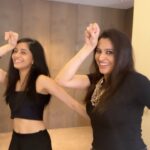 Smita Bansal Instagram – We got ready, toh socha do reel toh bana hi len😂😂
@stashamohla 
#loveletter #trending #mummasbabygirl #smitasha #reelsinstagram