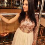 Smita Bansal Instagram – Last night in #Doha. 
Beautiful evening, with lovely people. 
#alldressedup #feelinggood #blessed #love #gratitude #aboutlastnight