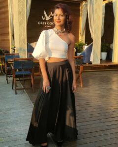 Sriti Jha Instagram - She gave me pockets 
Styled by @stylebysaachivj
