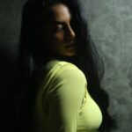 Sriya Reddy Instagram –