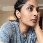 Sriya Reddy Instagram – The butterflies in the stomach feeling … this is the pause between something new / exciting !