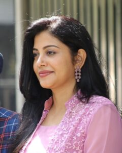 Sshivada Instagram - Oh hey there!!😊😍

📸 @amal_prakash_cj 
👗 @alankaraboutique 
Earrings @kallarackalladiescollection 

#sunday #sundayvibes #currentmood #justlikethat